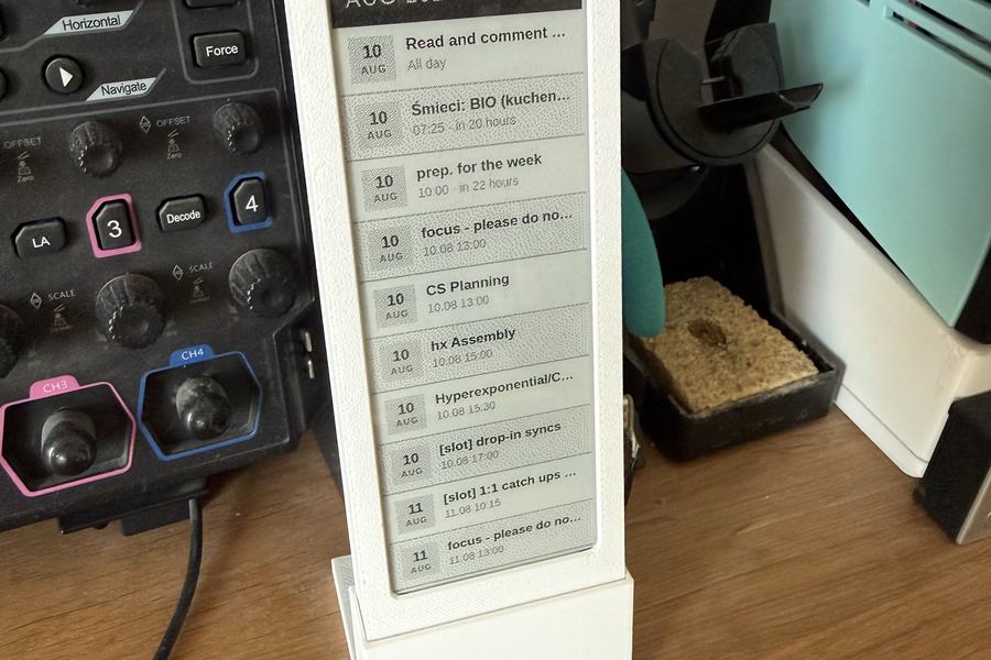 ePaper panel - calendar view